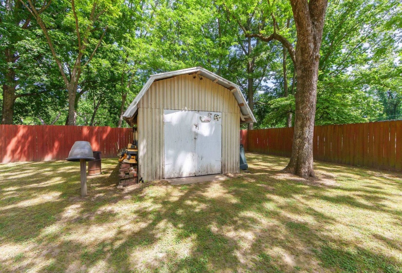 1002 TUCKER ST, Dyersburg, Tennessee 38024, 3 Bedroom Bedrooms, 8 Room Rooms,1 BathroomBathrooms,Residential,For Sale,TUCKER,0,10222206