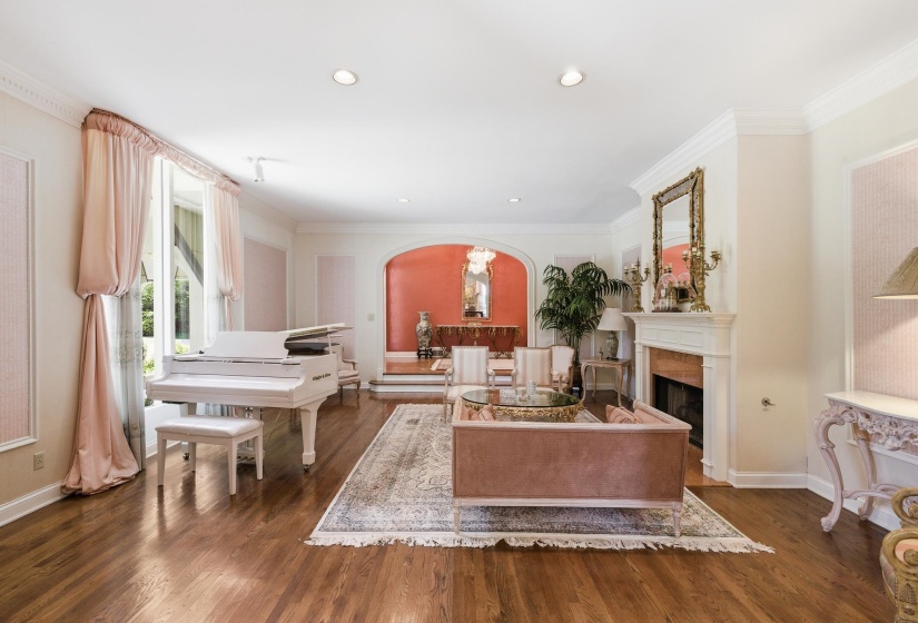 425 SWEETBRIER RD, Memphis, Tennessee 38120, 4 Bedroom Bedrooms, 12 Room Rooms,5.3 BathroomBathrooms,Residential,For Sale,SWEETBRIER,0,10222210