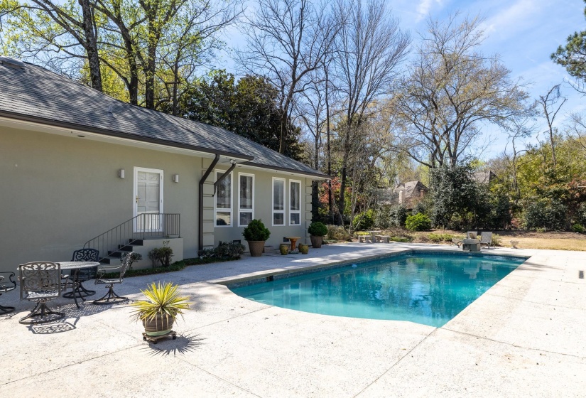 425 SWEETBRIER RD, Memphis, Tennessee 38120, 4 Bedroom Bedrooms, 12 Room Rooms,5.3 BathroomBathrooms,Residential,For Sale,SWEETBRIER,0,10222210