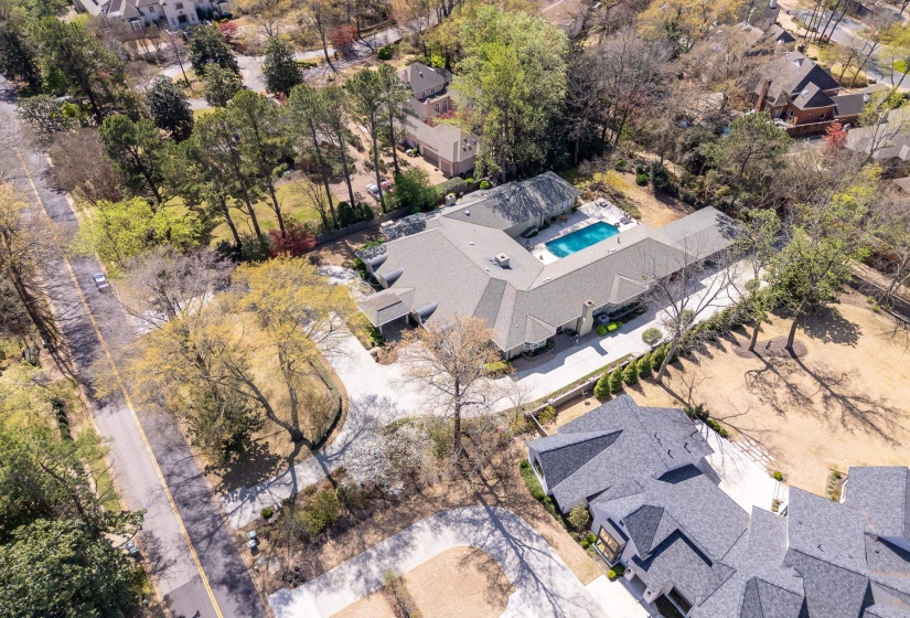 425 SWEETBRIER RD, Memphis, Tennessee 38120, 4 Bedroom Bedrooms, 12 Room Rooms,5.3 BathroomBathrooms,Residential,For Sale,SWEETBRIER,0,10222210