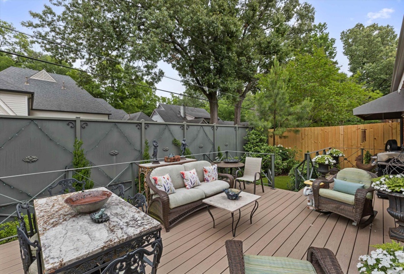 474 KINGSGATE LN, Memphis, Tennessee 38117, 4 Bedroom Bedrooms, 8 Room Rooms,2.1 BathroomBathrooms,Residential,For Sale,KINGSGATE,0,10222212