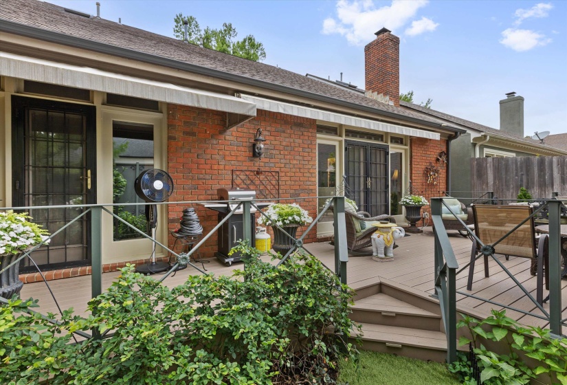 474 KINGSGATE LN, Memphis, Tennessee 38117, 4 Bedroom Bedrooms, 8 Room Rooms,2.1 BathroomBathrooms,Residential,For Sale,KINGSGATE,0,10222212
