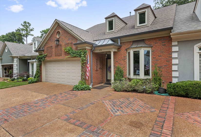 474 KINGSGATE LN, Memphis, Tennessee 38117, 4 Bedroom Bedrooms, 8 Room Rooms,2.1 BathroomBathrooms,Residential,For Sale,KINGSGATE,0,10222212
