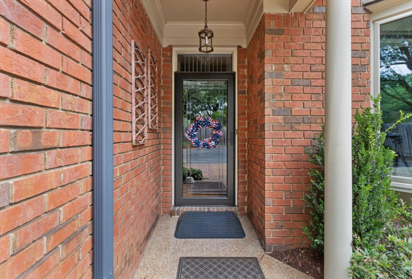 474 KINGSGATE LN, Memphis, Tennessee 38117, 4 Bedroom Bedrooms, 8 Room Rooms,2.1 BathroomBathrooms,Residential,For Sale,KINGSGATE,0,10222212