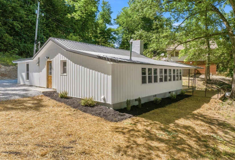549 LITTLE JACKSON LN, Parsons, Tennessee 38363, 2 Bedroom Bedrooms, 6 Room Rooms,1 BathroomBathrooms,Residential,For Sale,LITTLE JACKSON,0,10222214