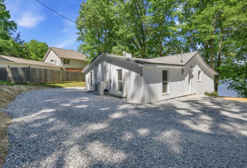 549 LITTLE JACKSON LN, Parsons, Tennessee 38363, 2 Bedroom Bedrooms, 6 Room Rooms,1 BathroomBathrooms,Residential,For Sale,LITTLE JACKSON,0,10222214