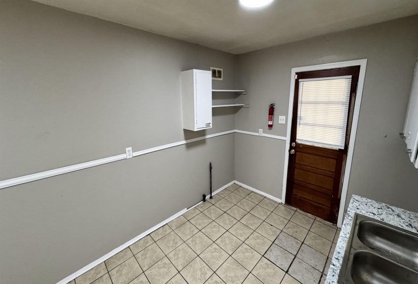 3056 ARRENDALE ST, Memphis, Tennessee 38118, 3 Bedrooms Bedrooms, 5 Rooms Rooms,1 BathroomBathrooms,Rental Properties,For Sale,ARRENDALE,10222264