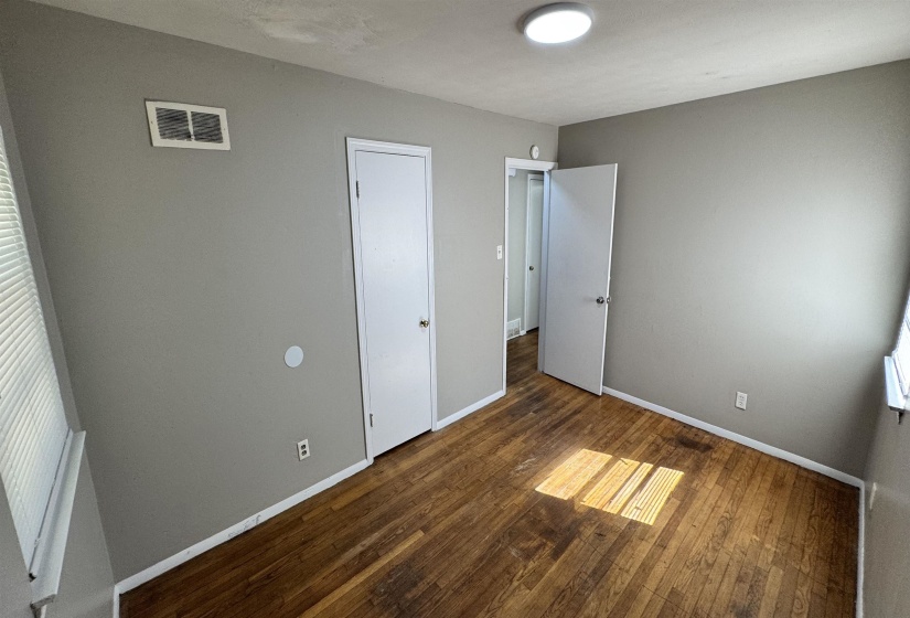 3056 ARRENDALE ST, Memphis, Tennessee 38118, 3 Bedrooms Bedrooms, 5 Rooms Rooms,1 BathroomBathrooms,Rental Properties,For Sale,ARRENDALE,10222264
