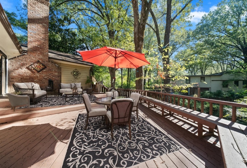 1220 IRVIN DR, Memphis, Tennessee 38119, 4 Bedrooms Bedrooms, 8 Rooms Rooms,3 BathroomsBathrooms,Residential,For Sale,IRVIN,10222236