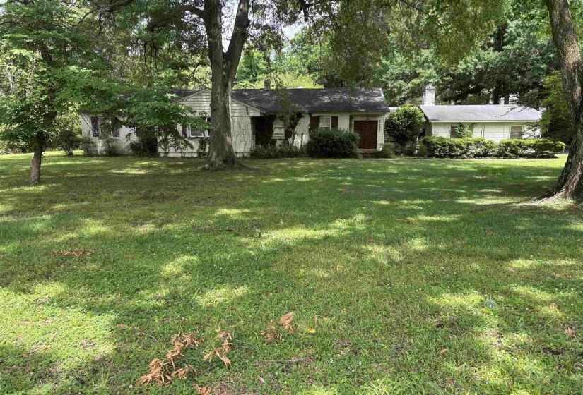 5248 PELHAM CIR, Memphis, Tennessee 38120, 3 Bedrooms Bedrooms, 8 Rooms Rooms,2 BathroomsBathrooms,Residential,For Sale,PELHAM,10222237