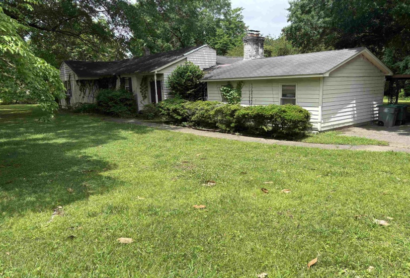 5248 PELHAM CIR, Memphis, Tennessee 38120, 3 Bedrooms Bedrooms, 8 Rooms Rooms,2 BathroomsBathrooms,Residential,For Sale,PELHAM,10222237
