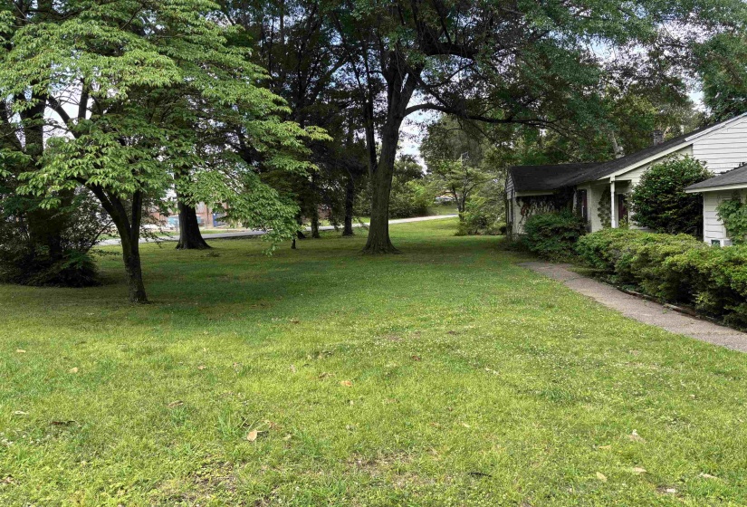 5248 PELHAM CIR, Memphis, Tennessee 38120, 3 Bedrooms Bedrooms, 8 Rooms Rooms,2 BathroomsBathrooms,Residential,For Sale,PELHAM,10222237