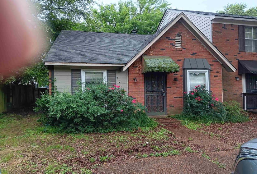 7013 CRESTRIDGE RD, Memphis, Tennessee 38119, 2 Bedrooms Bedrooms, 5 Rooms Rooms,1.1 BathroomsBathrooms,Residential,For Sale,CRESTRIDGE,10222239