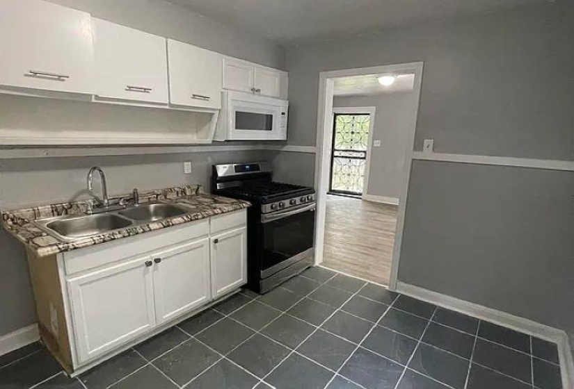 804 KEEL AVE, Memphis, Tennessee 38107, 3 Bedrooms Bedrooms, 5 Rooms Rooms,2 BathroomsBathrooms,Residential,For Sale,KEEL,10222241