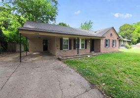 4206 RICHE RD, Memphis, Tennessee 38128, 3 Bedrooms Bedrooms, 6 Rooms Rooms,1.1 BathroomsBathrooms,Residential,For Sale,RICHE,10222243