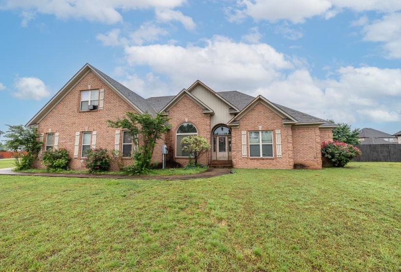 80 EASLEY CT, Munford, Tennessee 38058, 4 Bedrooms Bedrooms, 8 Rooms Rooms,3.1 BathroomsBathrooms,Residential,For Sale,EASLEY,10222245