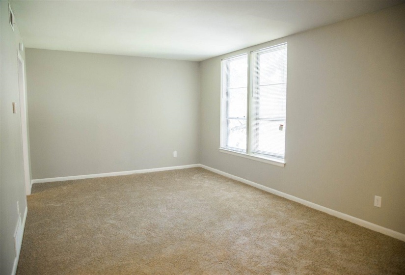 91 BELVEDERE BLVD, Memphis, Tennessee 38104, 2 Bedroom Bedrooms, 4 Room Rooms,1 BathroomBathrooms,Residential,For Sale,BELVEDERE,0,10222246