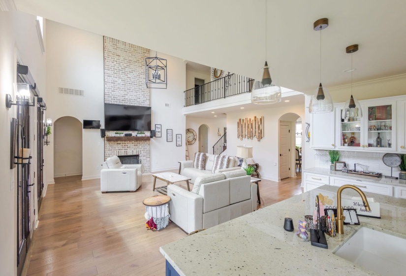 712 CYPRESS VIEW CIR, Collierville, Tennessee 38017, 5 Bedroom Bedrooms, 11 Room Rooms,5 BathroomBathrooms,Residential,For Sale,CYPRESS VIEW,0,10222255