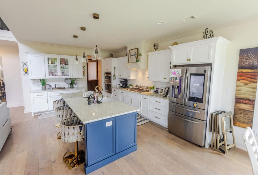 712 CYPRESS VIEW CIR, Collierville, Tennessee 38017, 5 Bedroom Bedrooms, 11 Room Rooms,5 BathroomBathrooms,Residential,For Sale,CYPRESS VIEW,0,10222255