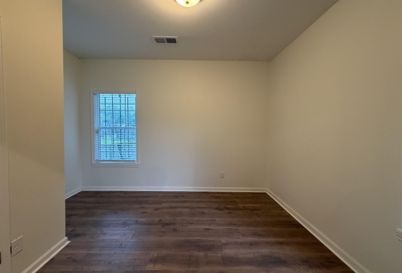 752 CASTLE ST, Memphis, Tennessee 38107, 3 Bedrooms Bedrooms, 6 Rooms Rooms,2 BathroomsBathrooms,Residential,For Sale,CASTLE,10222277