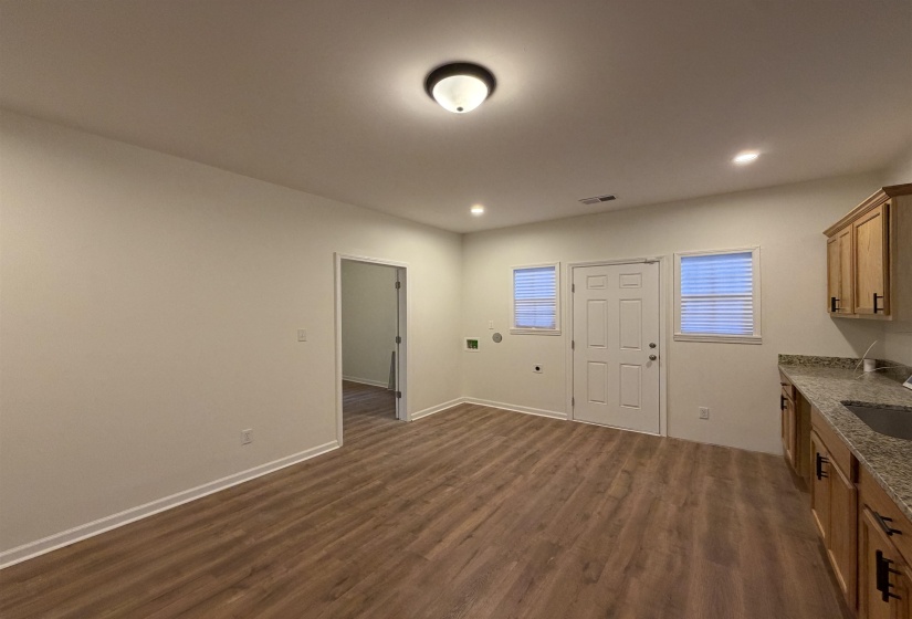 752 CASTLE ST, Memphis, Tennessee 38107, 3 Bedrooms Bedrooms, 6 Rooms Rooms,2 BathroomsBathrooms,Residential,For Sale,CASTLE,10222277