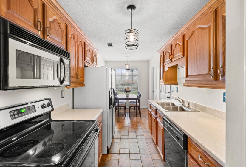 252 SUMMIT VIEW CV, Collierville, Tennessee 38017, 3 Bedrooms Bedrooms, 6 Rooms Rooms,2 BathroomsBathrooms,Residential,For Sale,SUMMIT VIEW,10222278