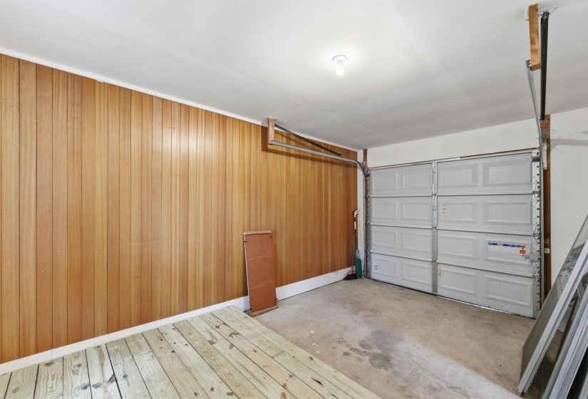 704 IDLEWILD ST, Memphis, Tennessee 38107, 3 Bedroom Bedrooms, 8 Room Rooms,2 BathroomBathrooms,Residential,For Sale,IDLEWILD,0,10222279