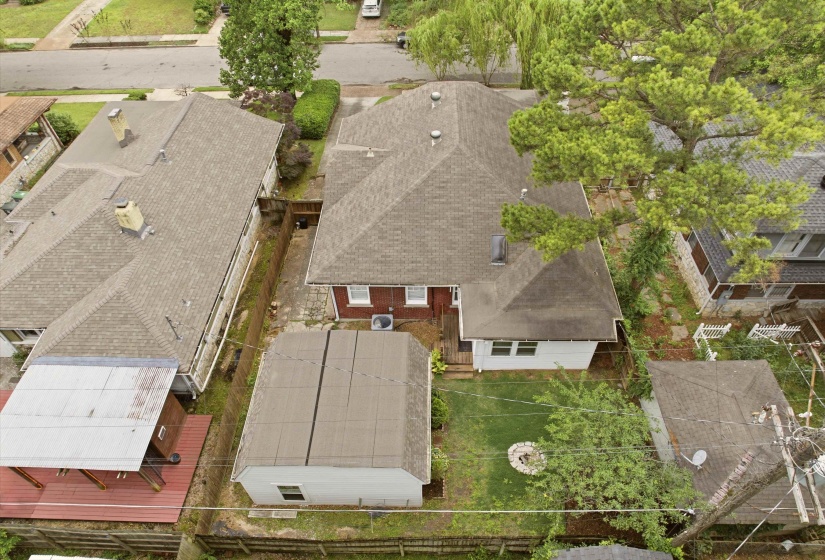 704 IDLEWILD ST, Memphis, Tennessee 38107, 3 Bedroom Bedrooms, 8 Room Rooms,2 BathroomBathrooms,Residential,For Sale,IDLEWILD,0,10222279