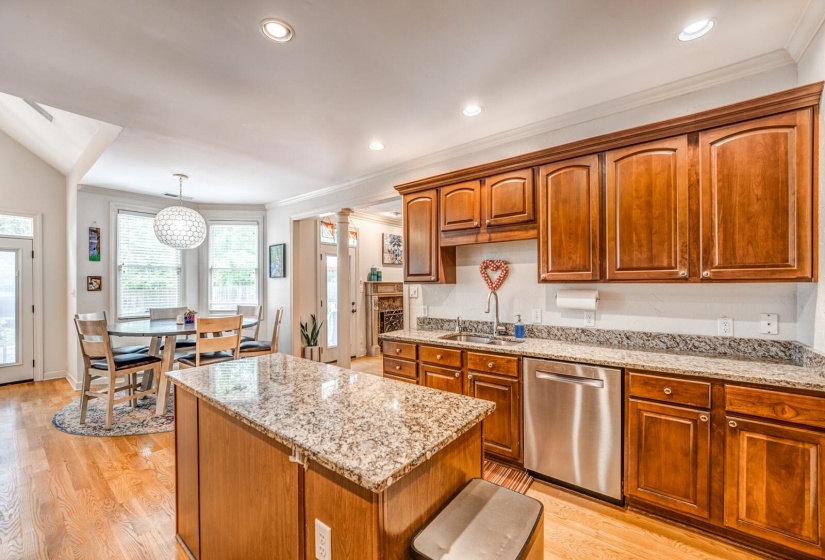 2999 STEEPLEGATE CV, Germantown, Tennessee 38138, 4 Bedrooms Bedrooms, 11 Rooms Rooms,3.1 BathroomsBathrooms,Residential,For Sale,STEEPLEGATE,10222280