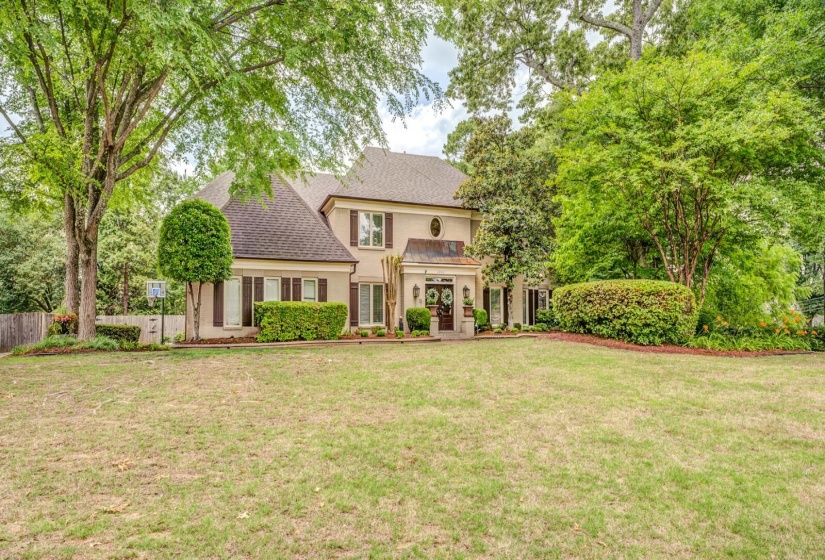 2999 STEEPLEGATE CV, Germantown, Tennessee 38138, 4 Bedrooms Bedrooms, 11 Rooms Rooms,3.1 BathroomsBathrooms,Residential,For Sale,STEEPLEGATE,10222280