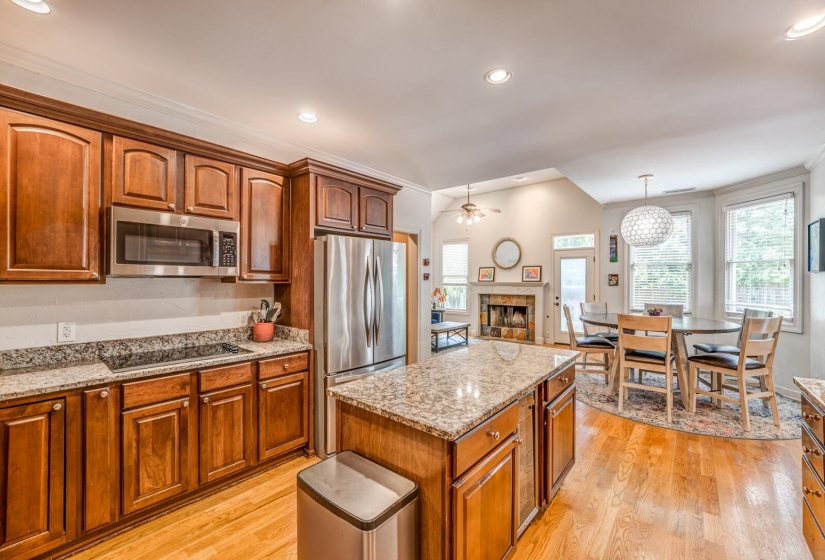 2999 STEEPLEGATE CV, Germantown, Tennessee 38138, 4 Bedrooms Bedrooms, 11 Rooms Rooms,3.1 BathroomsBathrooms,Residential,For Sale,STEEPLEGATE,10222280