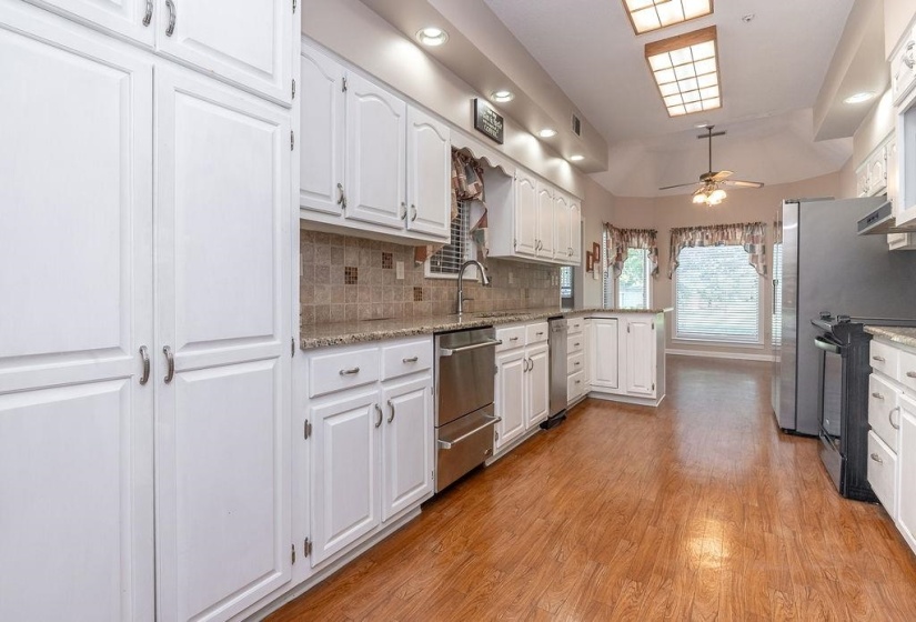 5636 PLEASANT RIDGE RD, Millington, Tennessee 38053, 4 Bedrooms Bedrooms, 8 Rooms Rooms,2.1 BathroomsBathrooms,Residential,For Sale,PLEASANT RIDGE,10222284