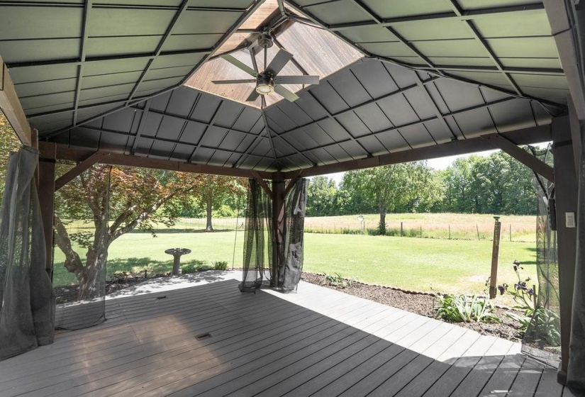 5636 PLEASANT RIDGE RD, Millington, Tennessee 38053, 4 Bedrooms Bedrooms, 8 Rooms Rooms,2.1 BathroomsBathrooms,Residential,For Sale,PLEASANT RIDGE,10222284