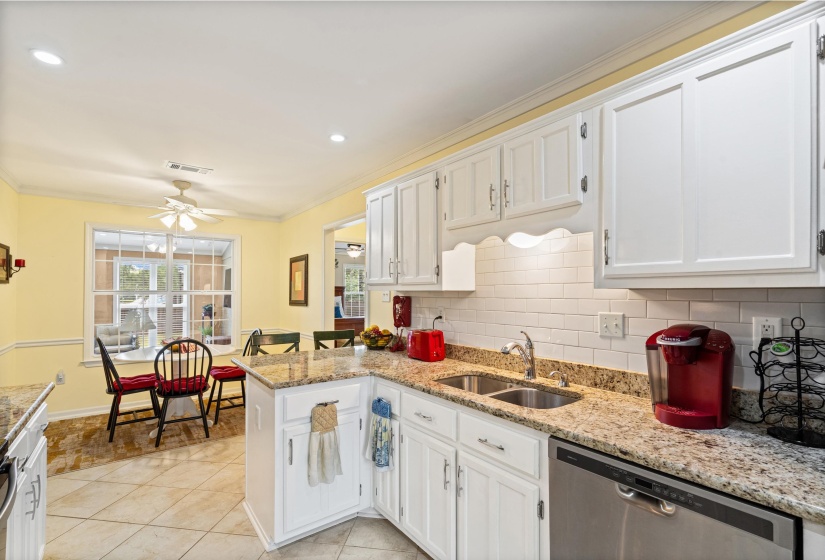 1510 WOLF RIDGE DR, Collierville, Tennessee 38017, 3 Bedrooms Bedrooms, 7 Rooms Rooms,2 BathroomsBathrooms,Residential,For Sale,WOLF RIDGE,10222285