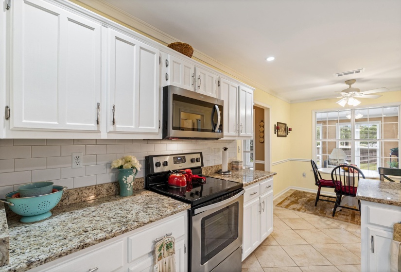 1510 WOLF RIDGE DR, Collierville, Tennessee 38017, 3 Bedrooms Bedrooms, 7 Rooms Rooms,2 BathroomsBathrooms,Residential,For Sale,WOLF RIDGE,10222285