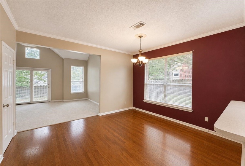 716 WALNUT WOODS CV, Cordova, Tennessee 38018, 2 Bedrooms Bedrooms, 5 Rooms Rooms,2 BathroomsBathrooms,Residential,For Sale,WALNUT WOODS,10222288