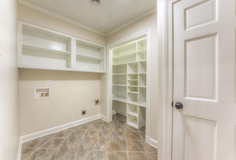 7238 MCVAY RD, Germantown, Tennessee 38138, 4 Bedrooms Bedrooms, 8 Rooms Rooms,2.1 BathroomsBathrooms,Residential,For Sale,MCVAY,10218202