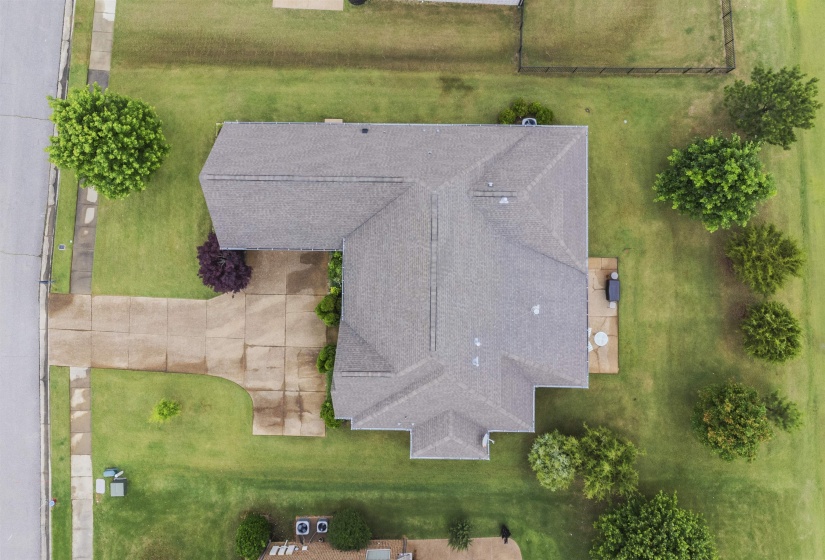 210 LINKS VIEW DR, Oakland, Tennessee 38060, 3 Bedroom Bedrooms, 11 Room Rooms,2.1 BathroomBathrooms,Residential,For Sale,LINKS VIEW,0,10222291