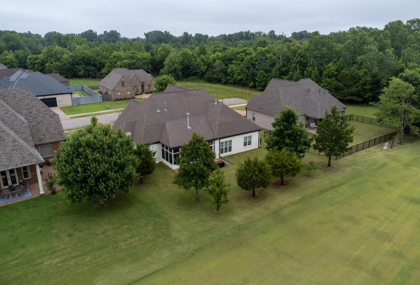210 LINKS VIEW DR, Oakland, Tennessee 38060, 3 Bedroom Bedrooms, 11 Room Rooms,2.1 BathroomBathrooms,Residential,For Sale,LINKS VIEW,0,10222291