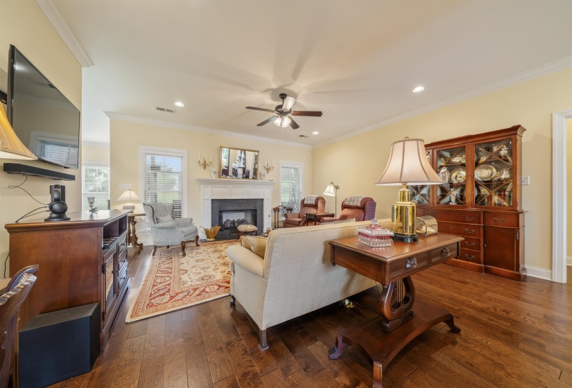 210 LINKS VIEW DR, Oakland, Tennessee 38060, 3 Bedroom Bedrooms, 11 Room Rooms,2.1 BathroomBathrooms,Residential,For Sale,LINKS VIEW,0,10222291