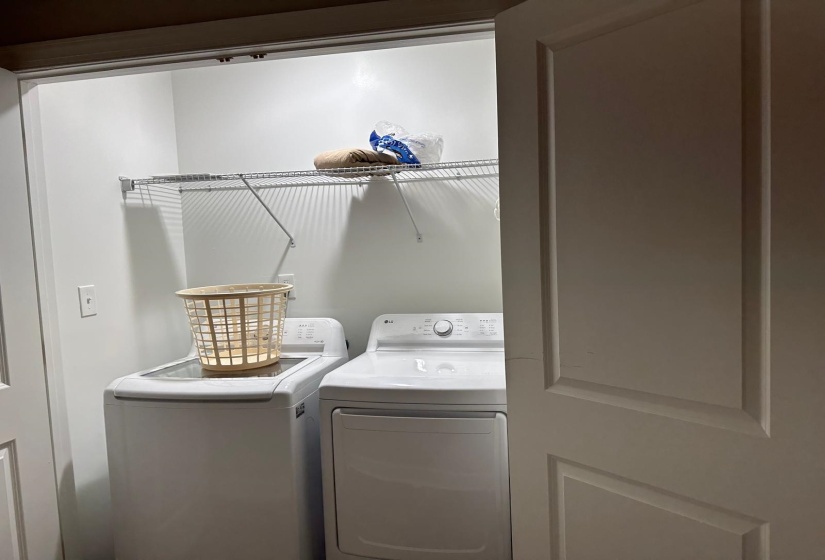 4927 WILLIAM ARNOLD DR, Memphis, Tennessee 38117, 2 Bedrooms Bedrooms, 3 Rooms Rooms,2.1 BathroomsBathrooms,Rental Properties,For Sale,WILLIAM ARNOLD,10222317