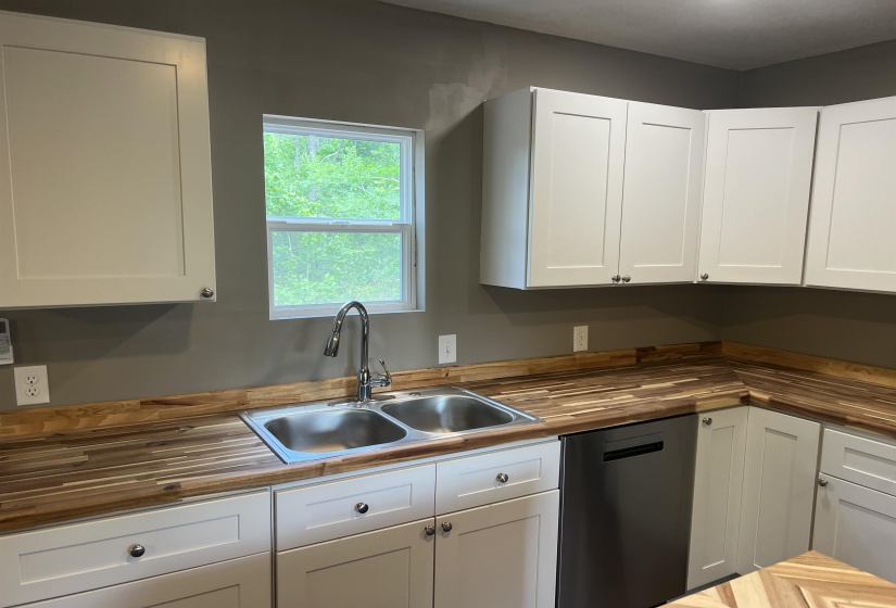 1525 BULLMAN RD, Finger, Tennessee 38334, 1 Bedroom Bedrooms, 5 Rooms Rooms,1 BathroomBathrooms,Residential,For Sale,BULLMAN,10222311