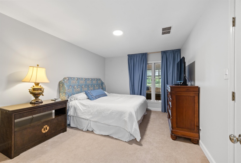 6582 BRAMBLE CV, Memphis, Tennessee 38119, 4 Bedrooms Bedrooms, 10 Rooms Rooms,2.1 BathroomsBathrooms,Residential,For Sale,BRAMBLE,10222318