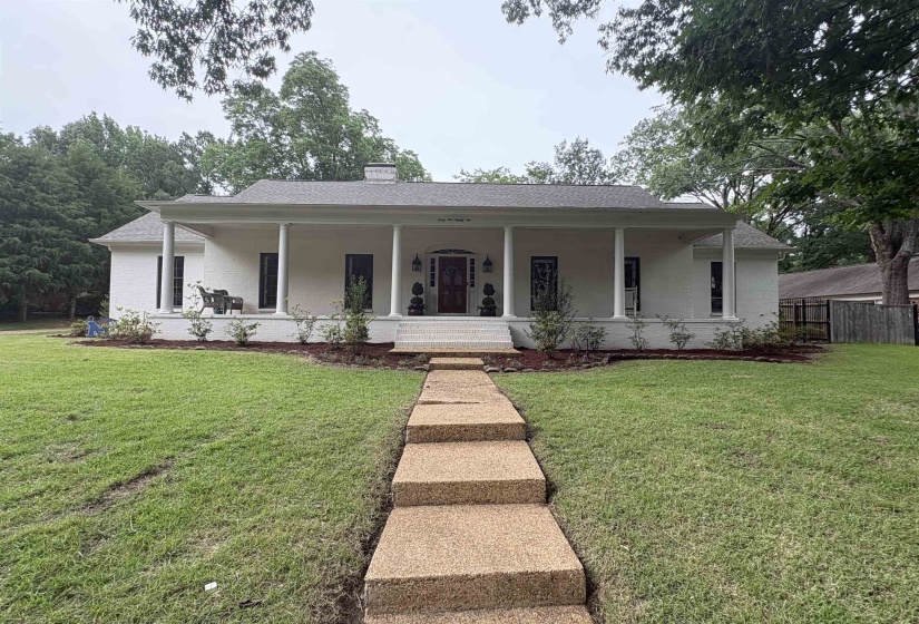 6582 BRAMBLE CV, Memphis, Tennessee 38119, 4 Bedrooms Bedrooms, 10 Rooms Rooms,2.1 BathroomsBathrooms,Residential,For Sale,BRAMBLE,10222318