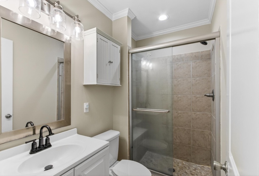 2773 IROQUOIS RD, Memphis, Tennessee 38111, 2 Bedrooms Bedrooms, 6 Rooms Rooms,2 BathroomsBathrooms,Residential,For Sale,IROQUOIS,10222324