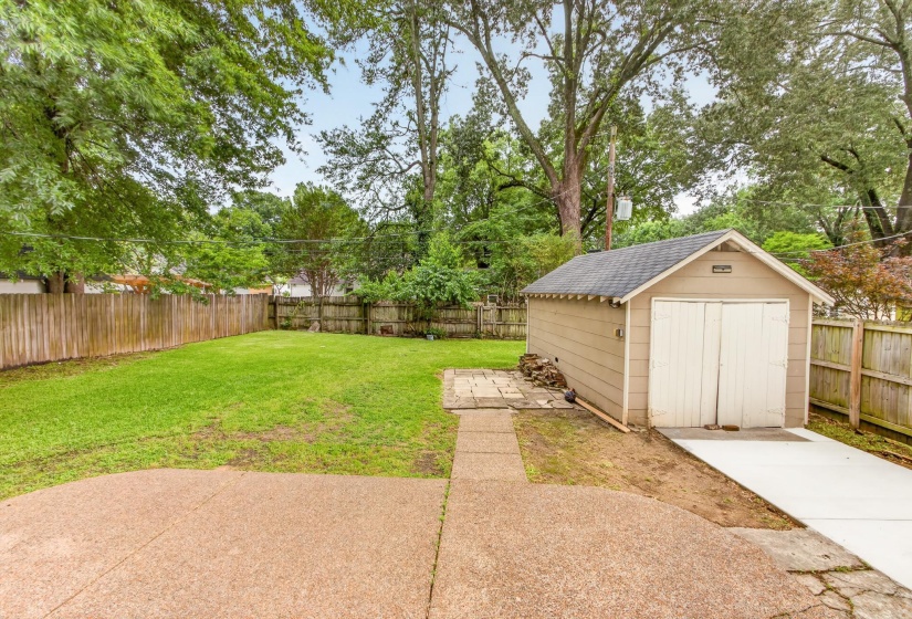 2773 IROQUOIS RD, Memphis, Tennessee 38111, 2 Bedrooms Bedrooms, 6 Rooms Rooms,2 BathroomsBathrooms,Residential,For Sale,IROQUOIS,10222324
