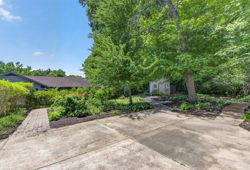 The home offers plenty of off-street parking with it's long driveway and turn around pad.