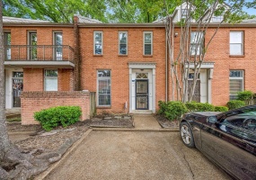1694 BELVEDERE CT, Memphis, Tennessee 38104, 2 Bedrooms Bedrooms, 5 Rooms Rooms,2.1 BathroomsBathrooms,Residential,For Sale,BELVEDERE,10222328