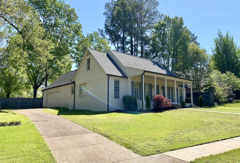 2420 STRATFIELD DR, Germantown, Tennessee 38139, 4 Bedrooms Bedrooms, 8 Rooms Rooms,2.1 BathroomsBathrooms,Rental Properties,For Sale,STRATFIELD,10222337