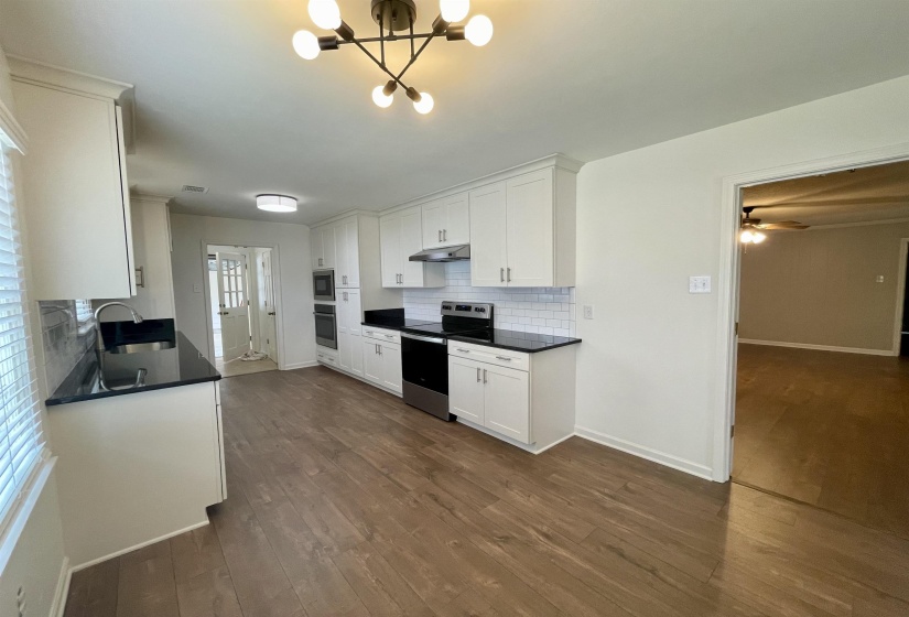 2420 STRATFIELD DR, Germantown, Tennessee 38139, 4 Bedrooms Bedrooms, 8 Rooms Rooms,2.1 BathroomsBathrooms,Rental Properties,For Sale,STRATFIELD,10222337